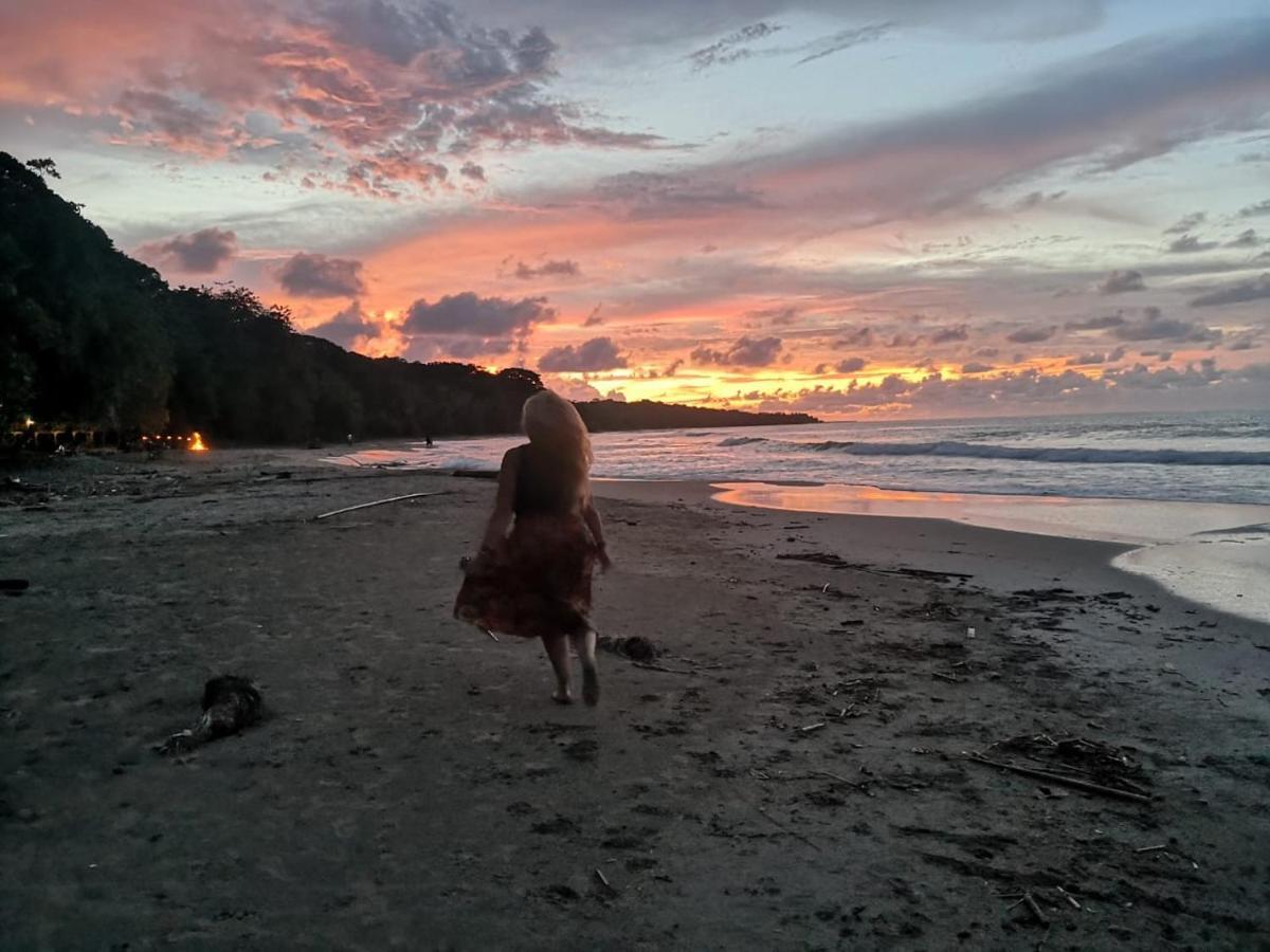 Отель Faith Glamping Dome Costa Rica Мансанильо Экстерьер фото