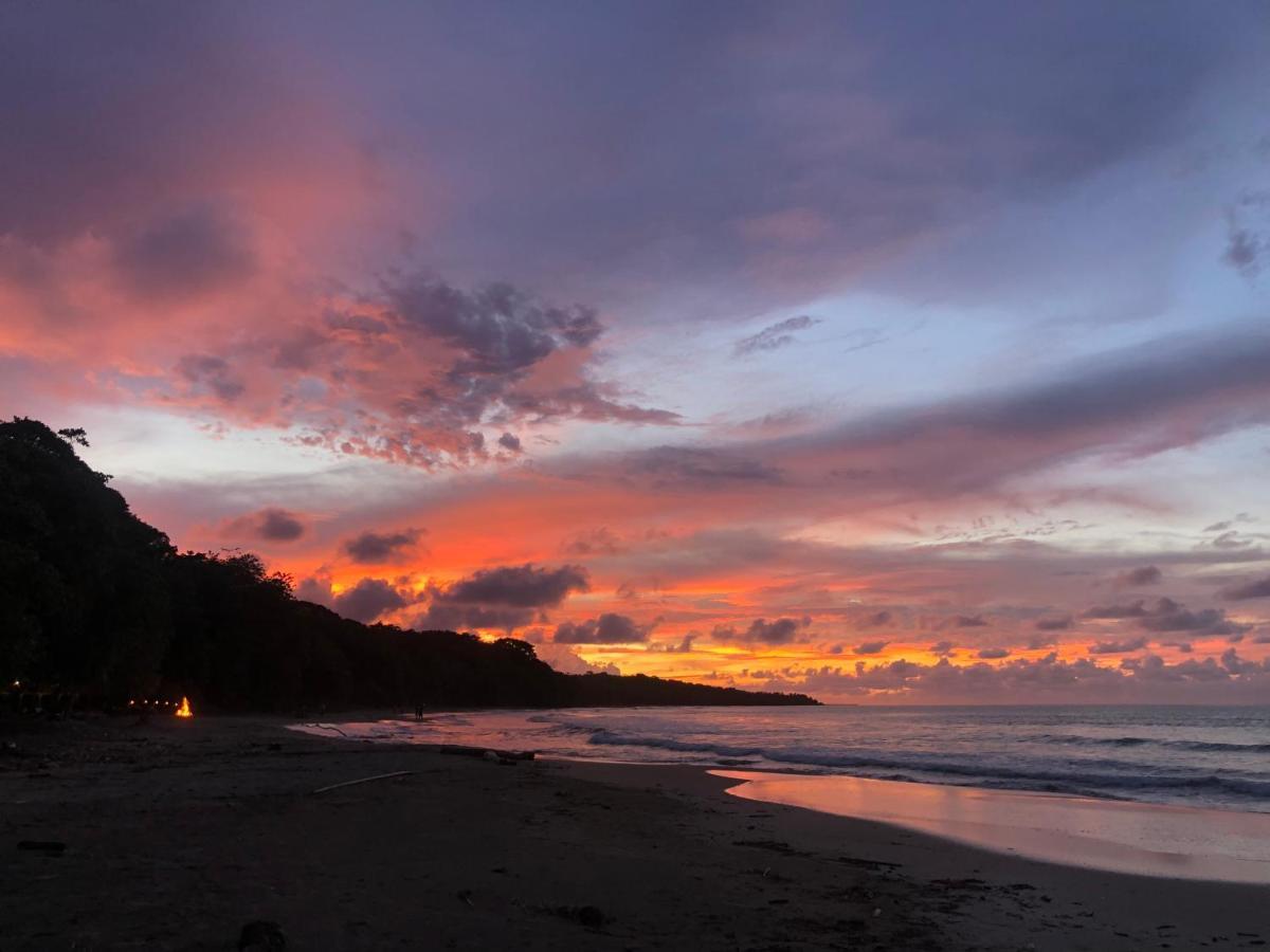 Отель Faith Glamping Dome Costa Rica Мансанильо Экстерьер фото