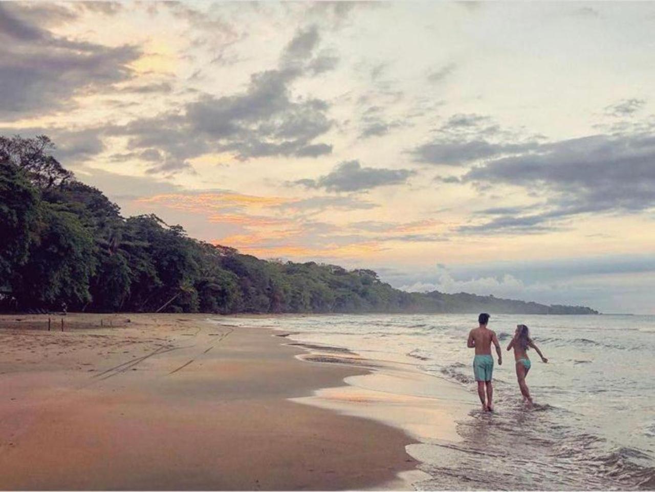 Отель Faith Glamping Dome Costa Rica Мансанильо Экстерьер фото