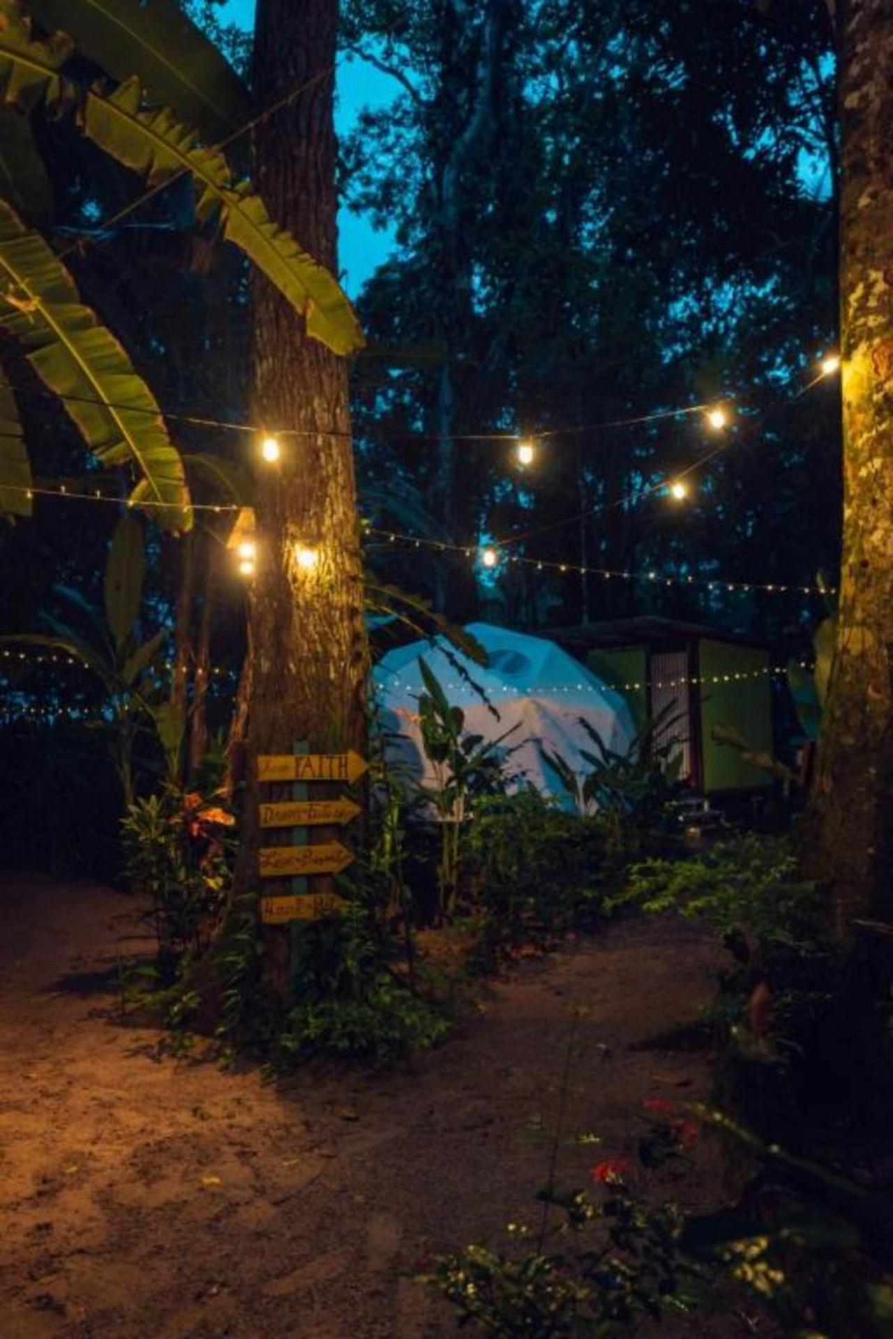 Отель Faith Glamping Dome Costa Rica Мансанильо Экстерьер фото