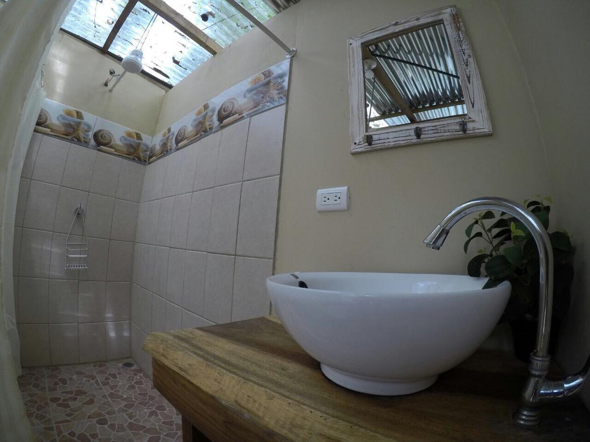 Отель Faith Glamping Dome Costa Rica Мансанильо Экстерьер фото